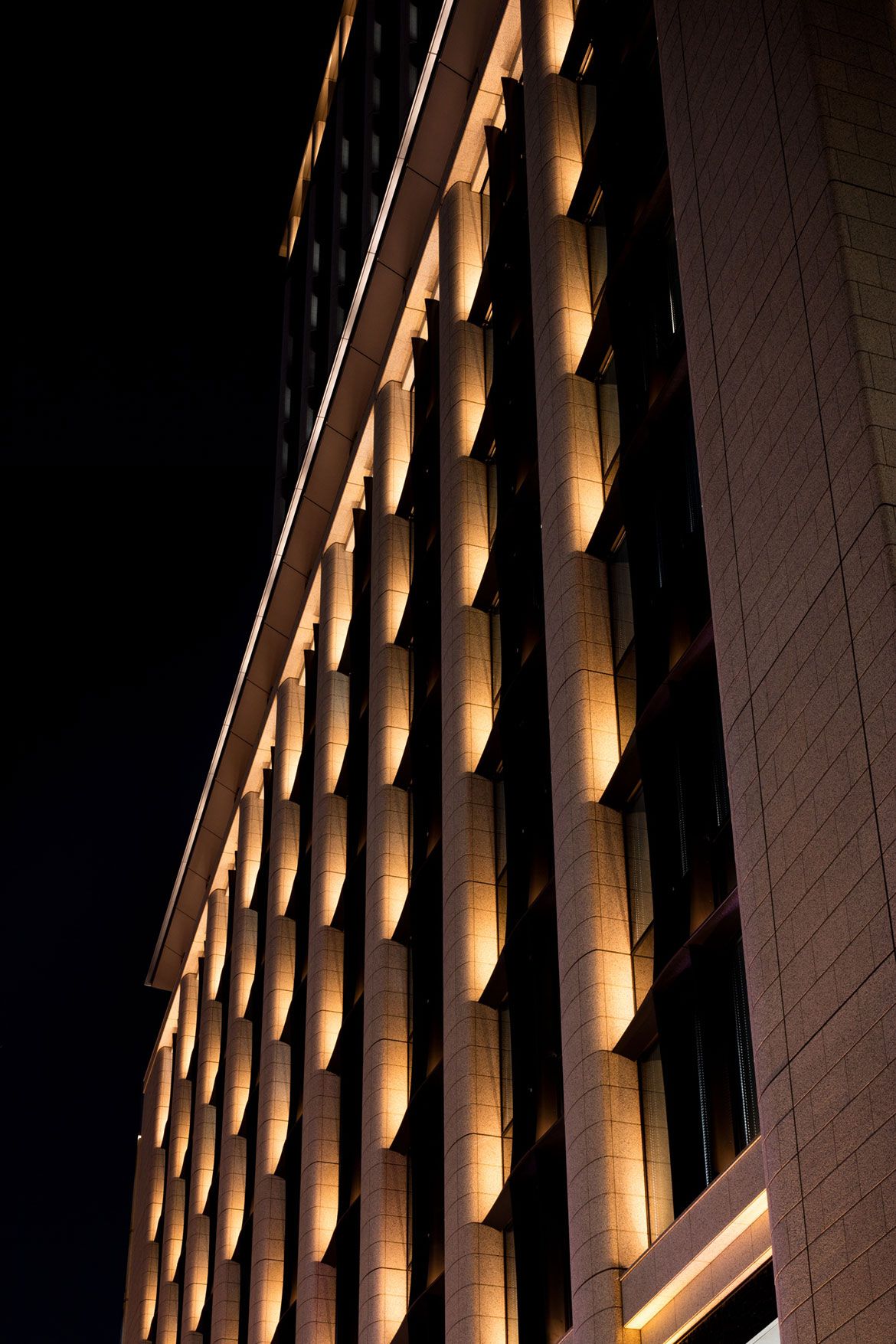 Facade lighting